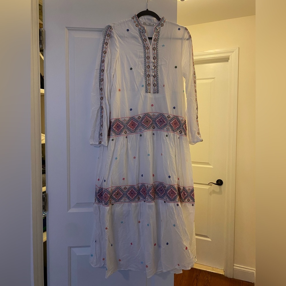 Zara summer dress - Picture 3 of 4